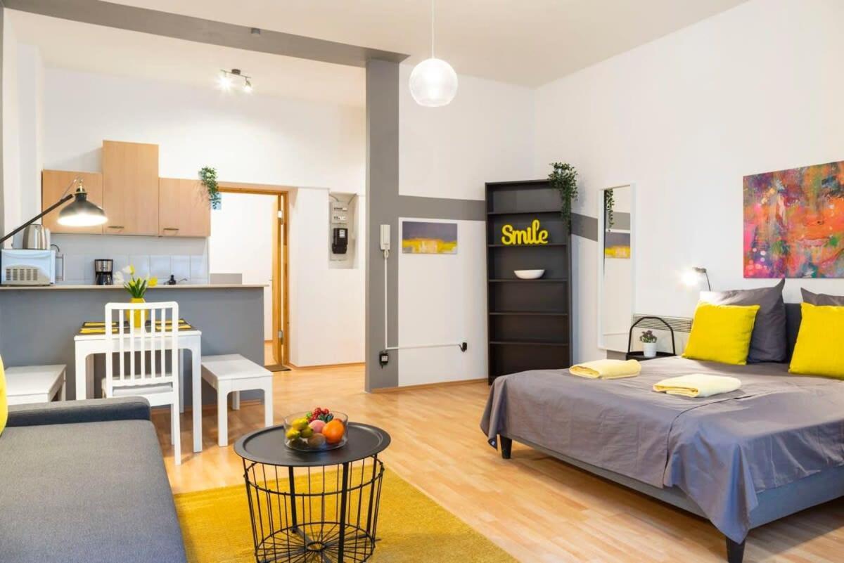 Cozy 2 Room Apartment Next To Hermannstrasse 柏林 外观 照片
