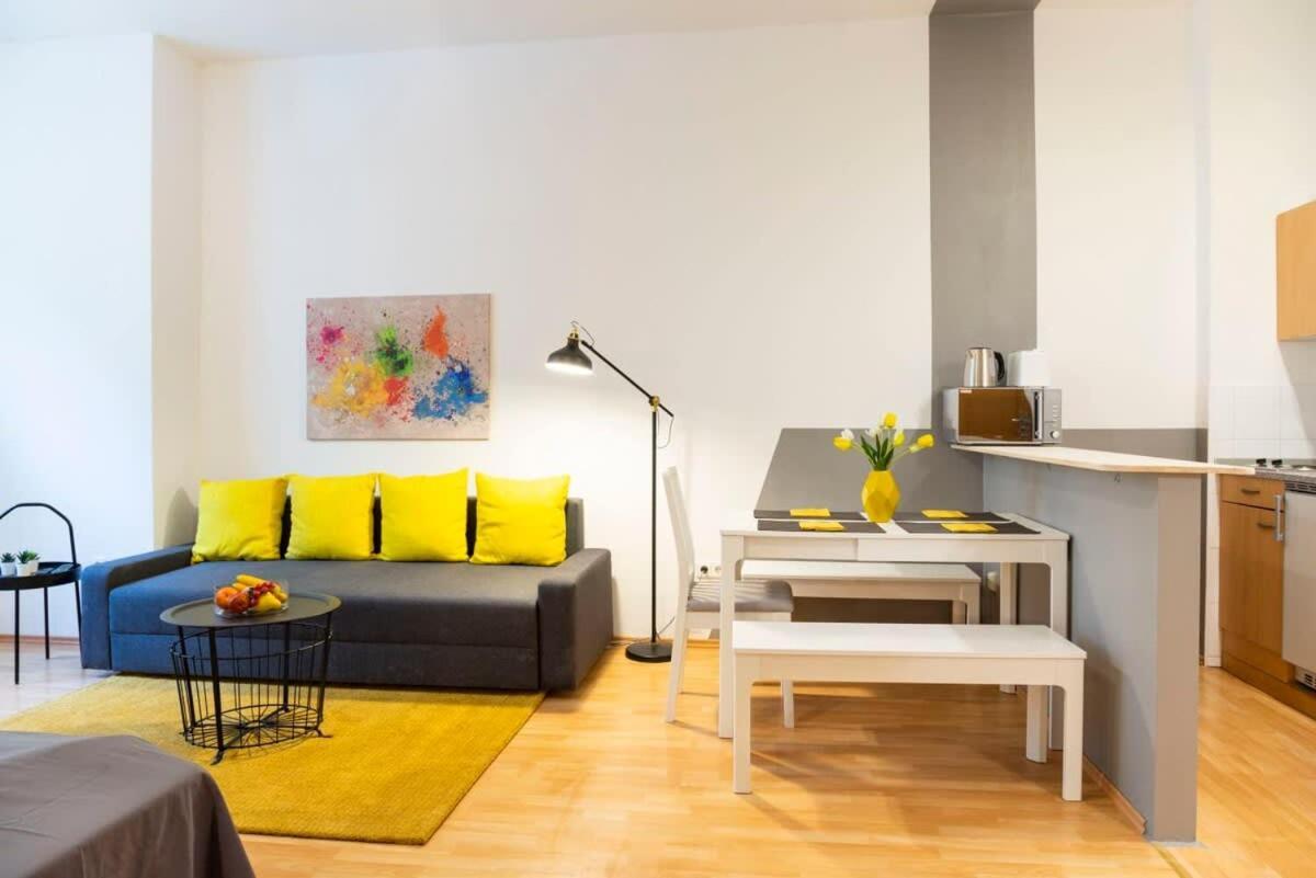 Cozy 2 Room Apartment Next To Hermannstrasse 柏林 外观 照片