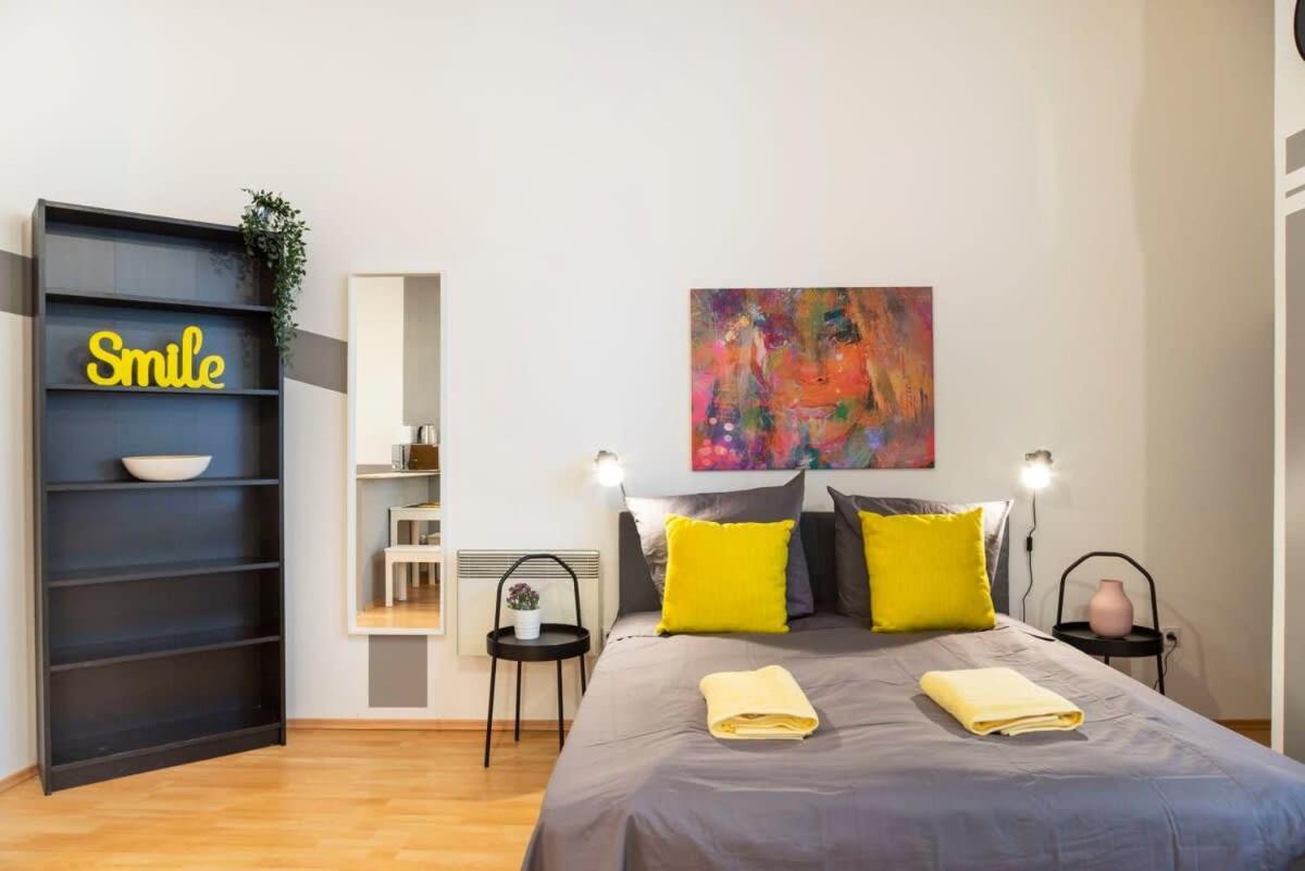 Cozy 2 Room Apartment Next To Hermannstrasse 柏林 外观 照片