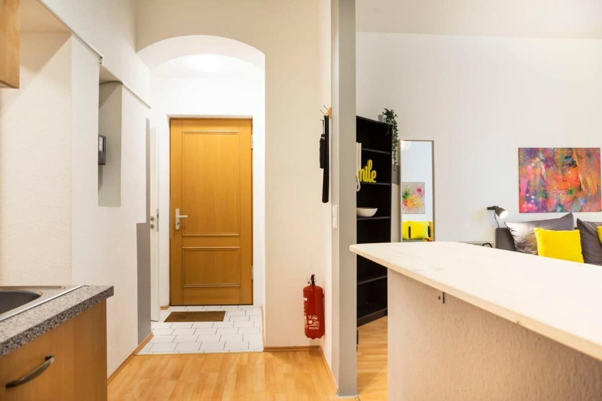 Cozy 2 Room Apartment Next To Hermannstrasse 柏林 外观 照片