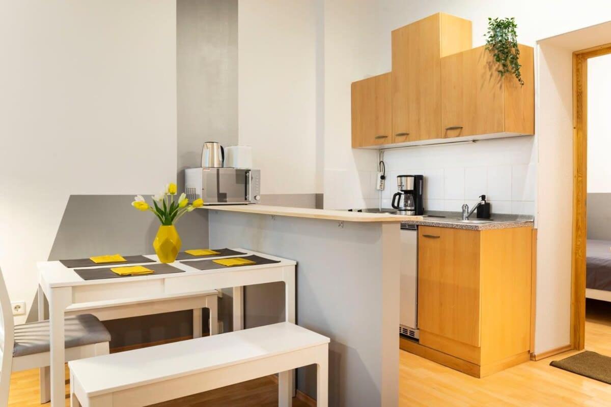Cozy 2 Room Apartment Next To Hermannstrasse 柏林 外观 照片