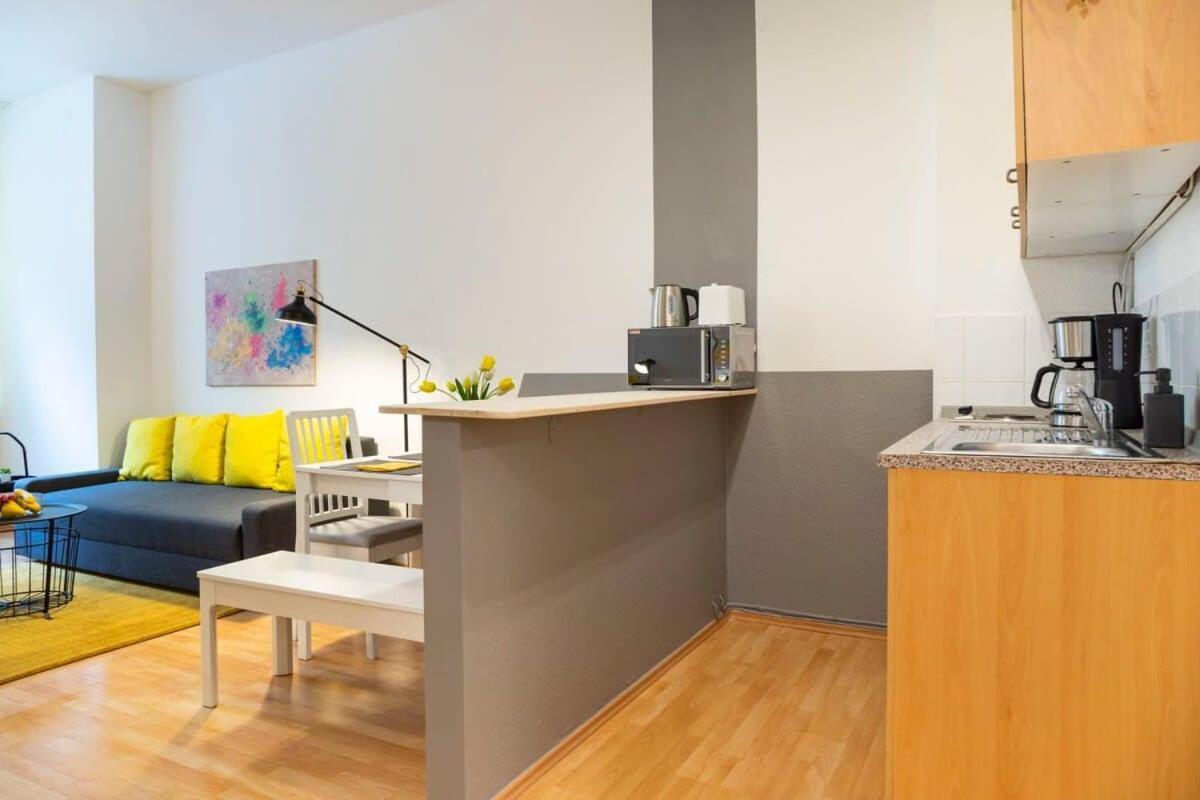 Cozy 2 Room Apartment Next To Hermannstrasse 柏林 外观 照片